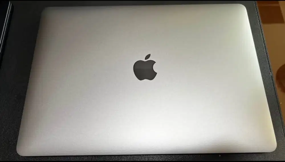 Macbook Pro Touchbar 13 inch 2019 Intel Core i5 8/256