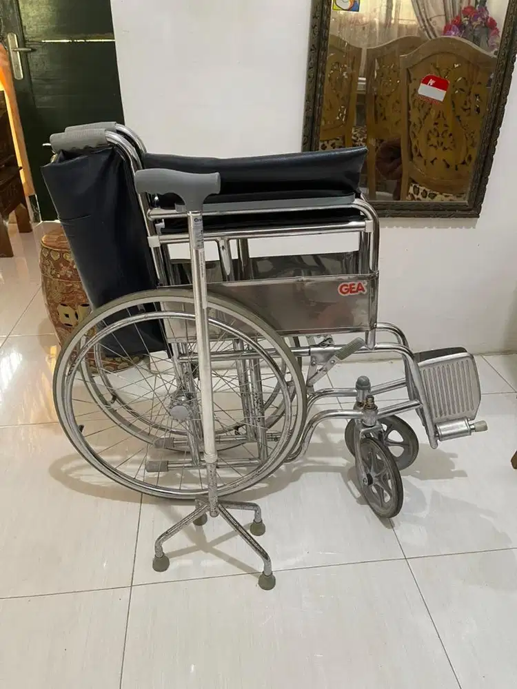 KURSI RODA RUMAH SAKIT BONUS TONGKAT LANSIA