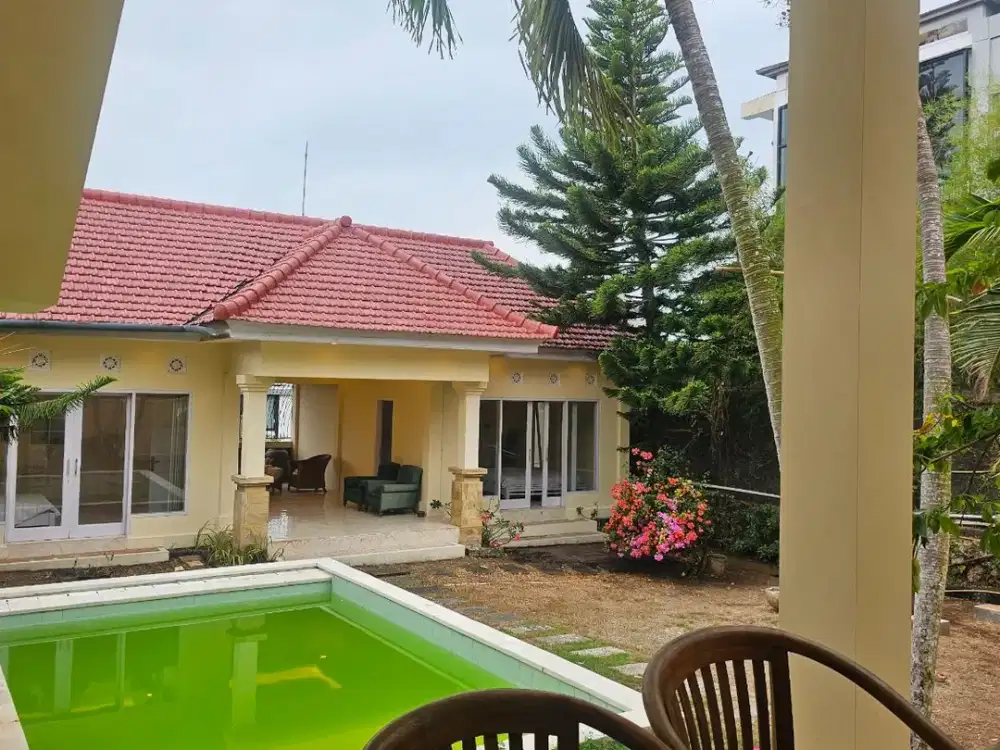 Villa With Second-Floor Ocean View For Sale In Jimbaran
