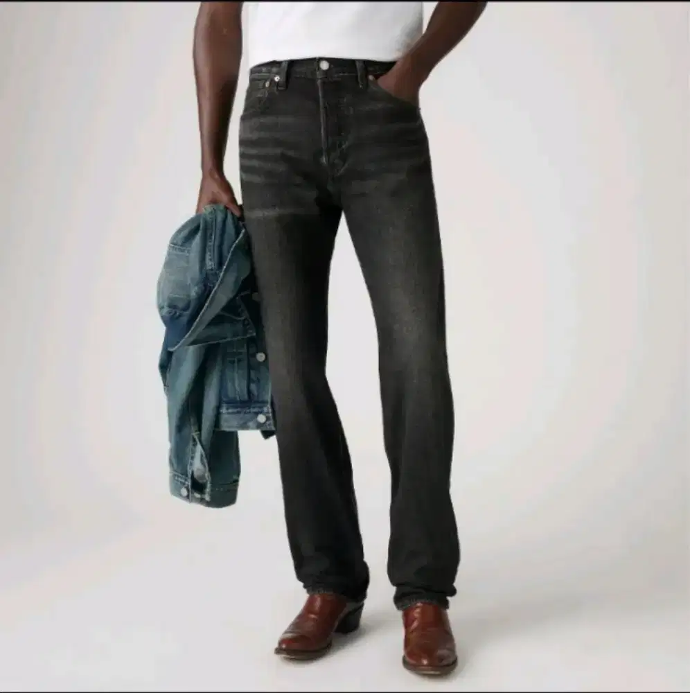 Levis 501 hitam ukuran 38