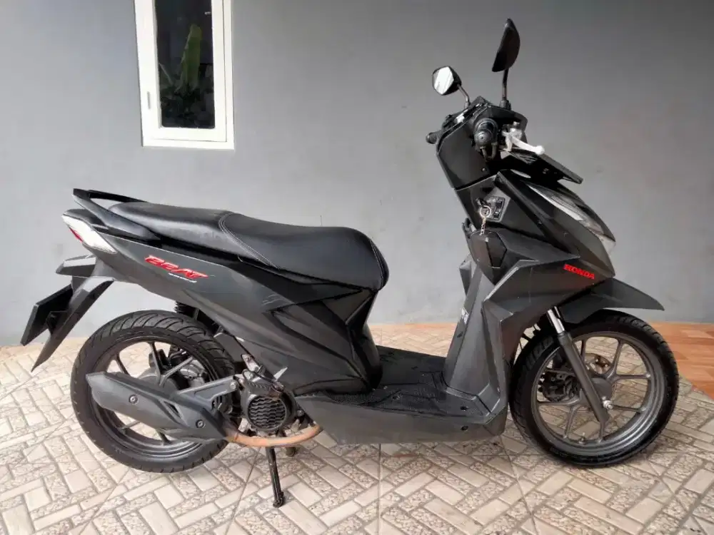Honda Beat deluxe tahun 2023 siap pakai