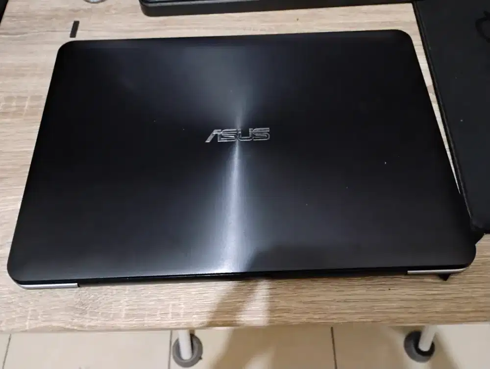 Laptop Asus A 455 L core i3 gen 5