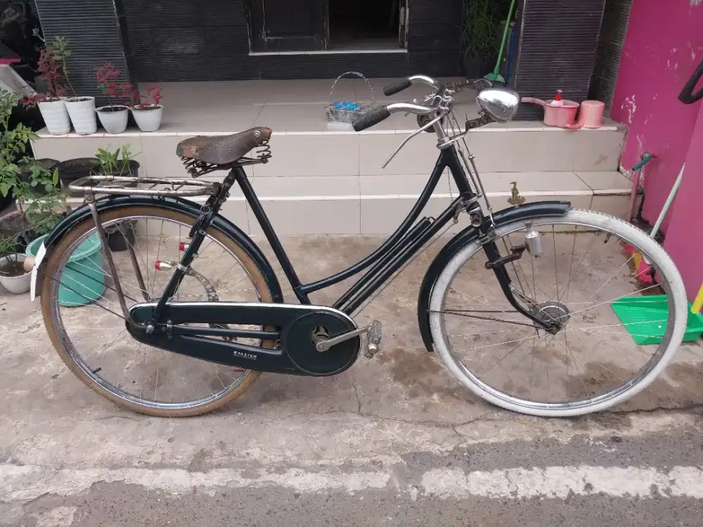 Di jual sepeda ontel siap pakai merk THE RALEIGH Original