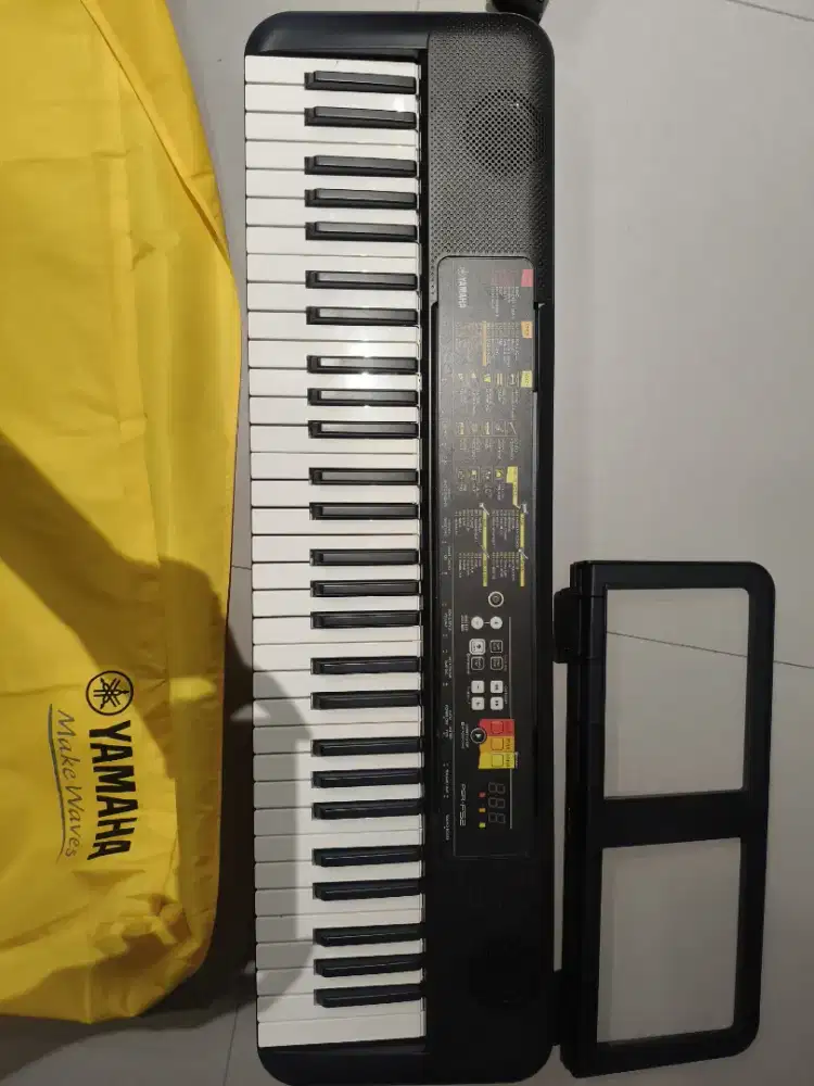 yamaha PSR - F52