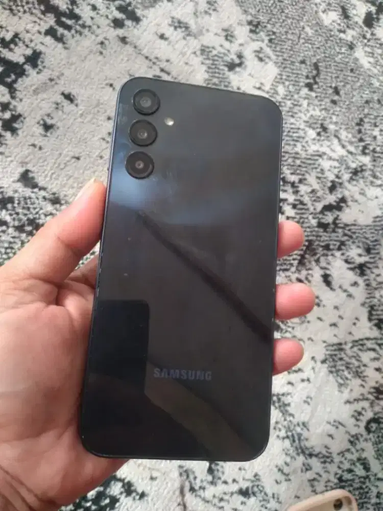 Samsung A24 8/128