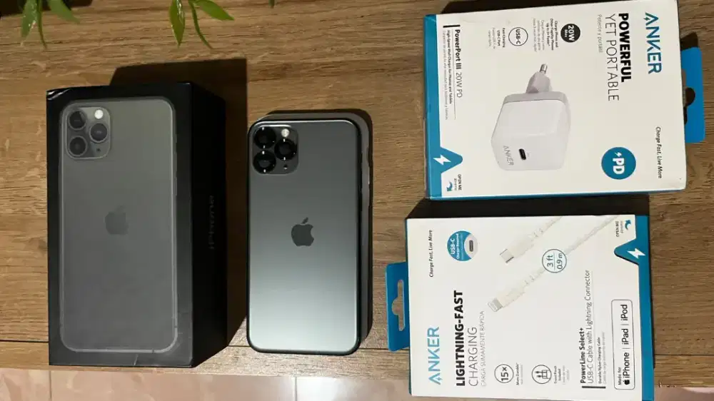 Iphone 11 Pro max 256 intern kondisi mulus
