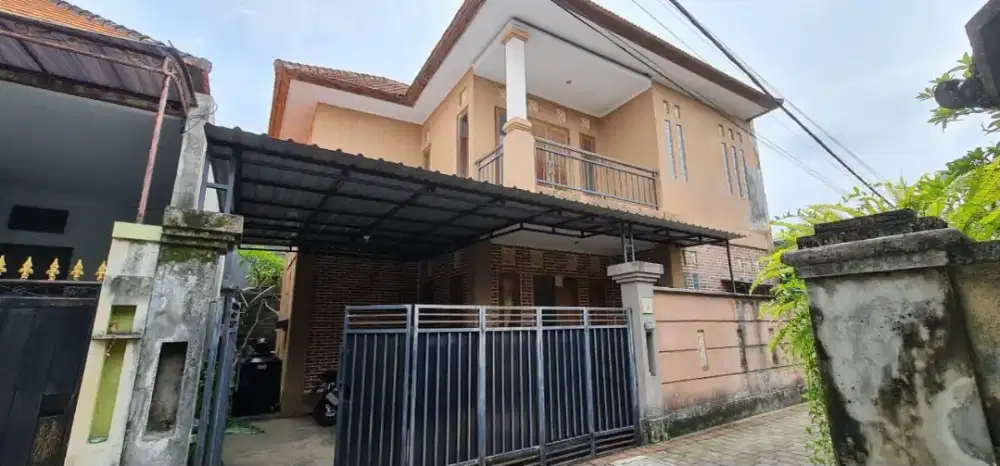Jual rumah lantai 2 luas 160 m2 di area Sanur Bali