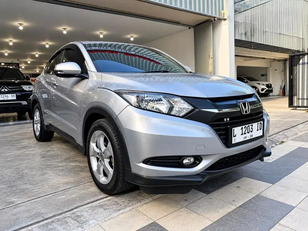 Honda HRV E CVT 2018 Istimewa Bs TT-Kredit.!!
