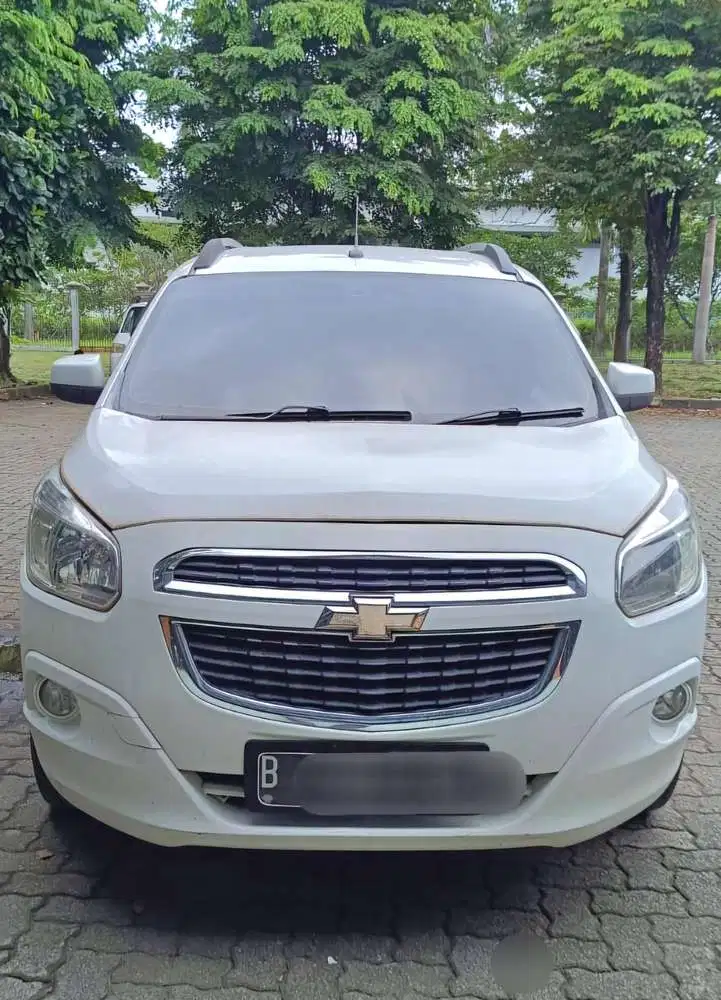 Chevrolet Spin 2014 Bensin