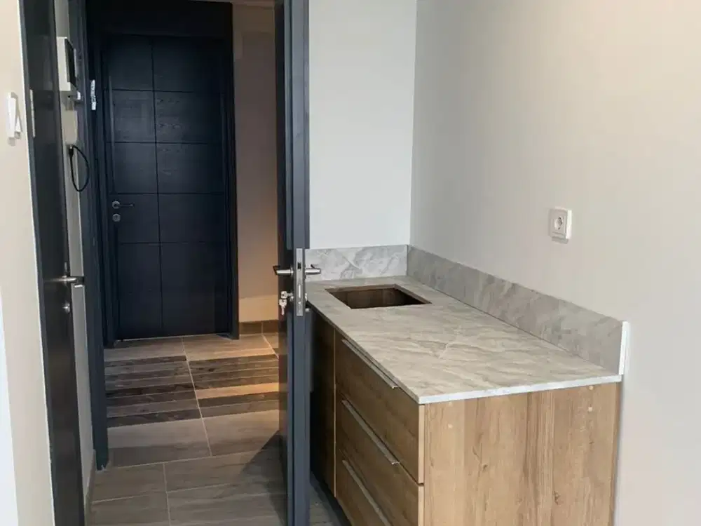 Apartemen Collins Boulevard Serpong Tipe Studio Hyde Tower Lantai 18
