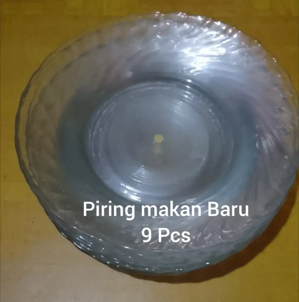 Piring makan standar Baru  9 pcs