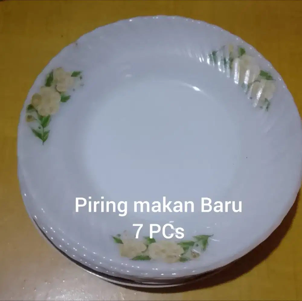Piring makan standar Baru 7 pcs