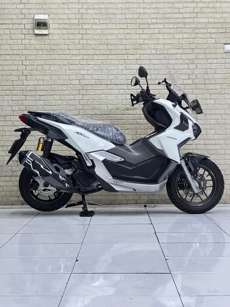 ODO 5RB‼️ Honda ADV 160 2025 Putih Favorit Likenew - mustika