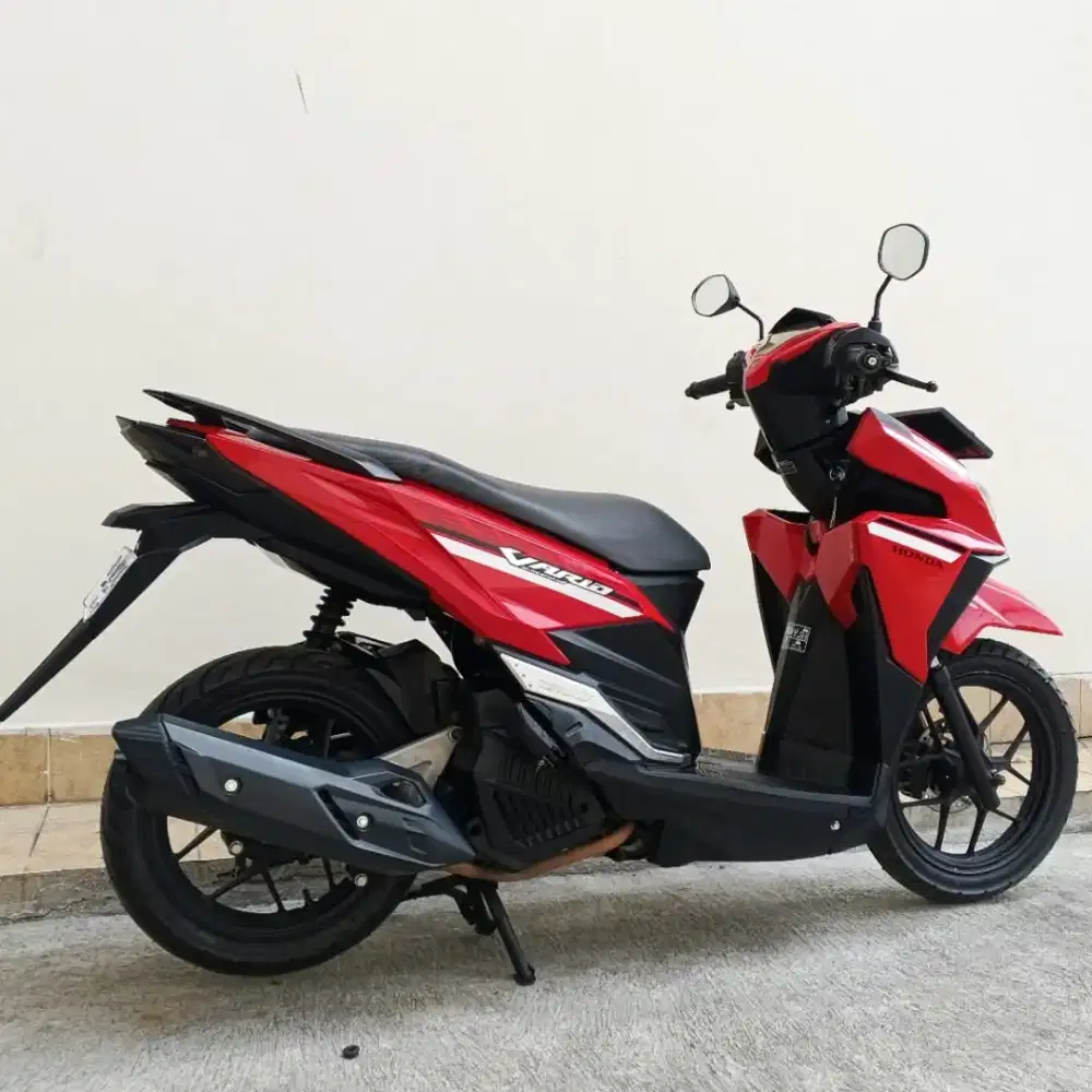 HONDA VARIO 125 CBS ISS LED OLD TAHUN 2017 CASH/ KREDIT MURAH DP 2.800