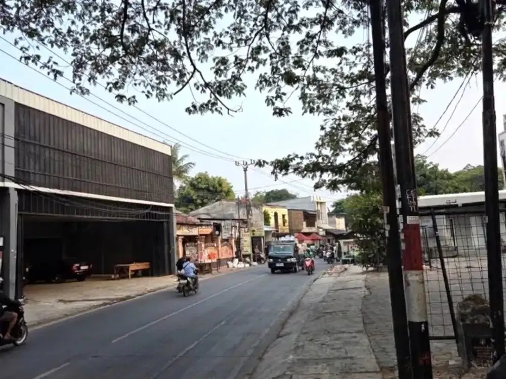 Sewa Gedung 2 Lantai Kalideres Jakarta Barat Luas 410 m²