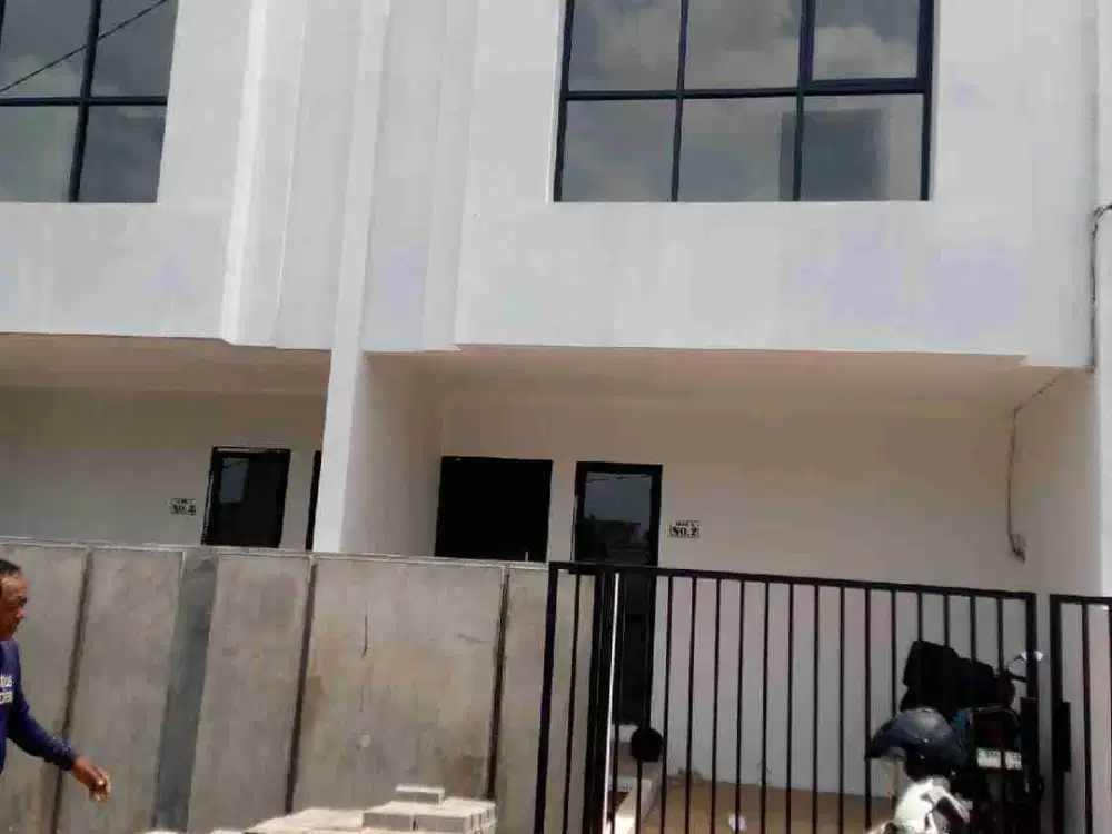 Rumah baru 2lantai Ready stok di sudimara pinang graha raya