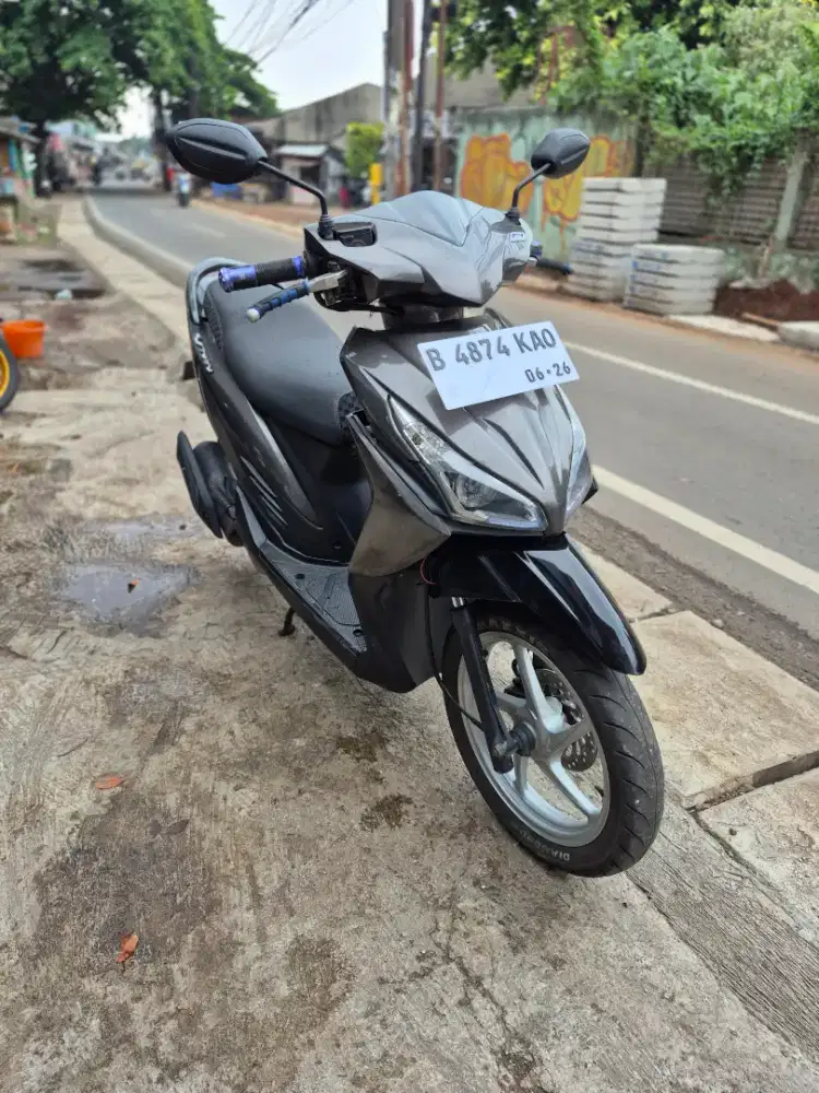 Dijual Honda Vario Agnes tahun 2016 surat lengkap