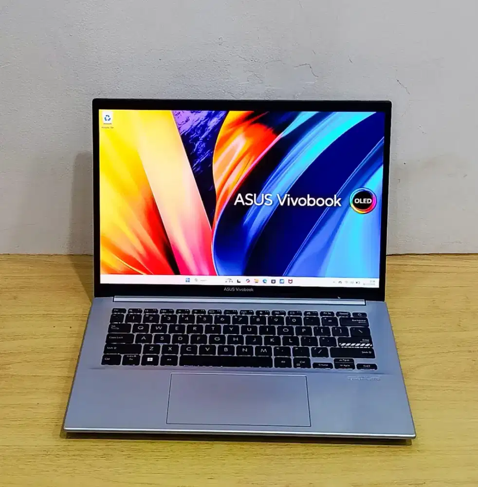 Asus VivoBook M3400Q ( OLED ) AMD Ryzen 5 5600H/Ram 16GB/SSD 512GB