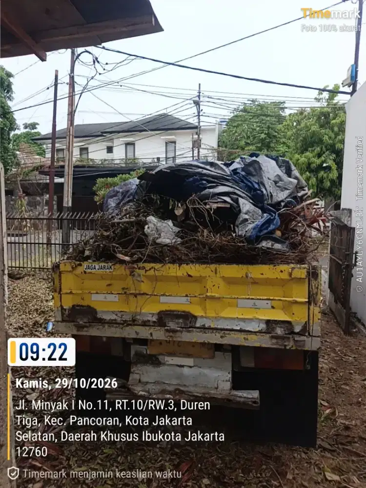 Jasa buang puing dan angkutan sampah proyek