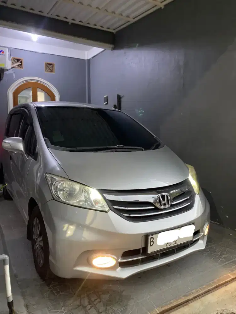 Honda Freed SD siap pakai