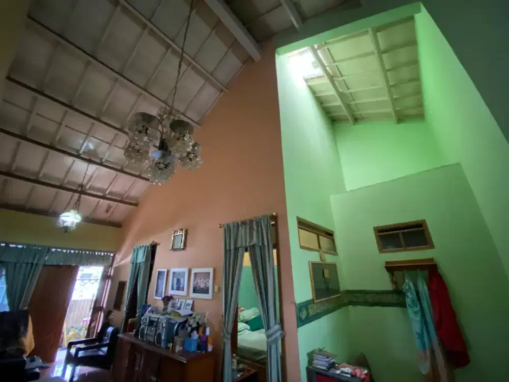 Dijual rumah nyaman posisi hook di Taman Cibaduyut Indah Bandung
