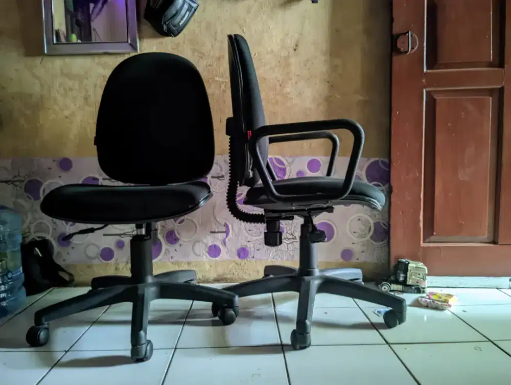 Kursi ex kantor chairman