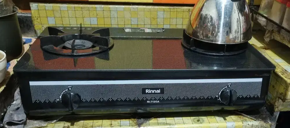 Dijual kompor 2 tungku merek RINAJ