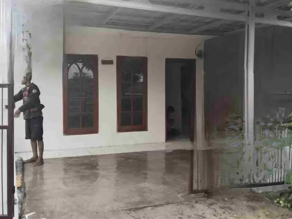 Dijual rumah dibawa pasaran di claster mutiara gading city Babelan