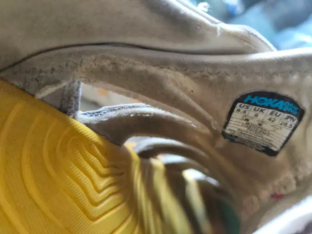 Sepatu Sendal Hoka