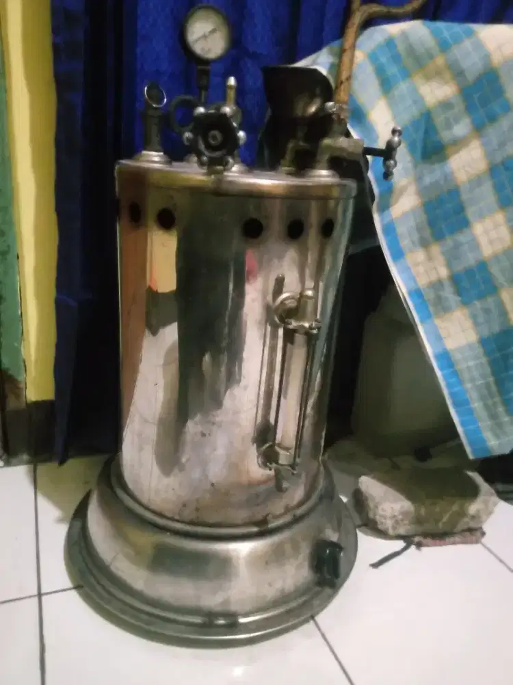 Boiler setrika uap laundry
