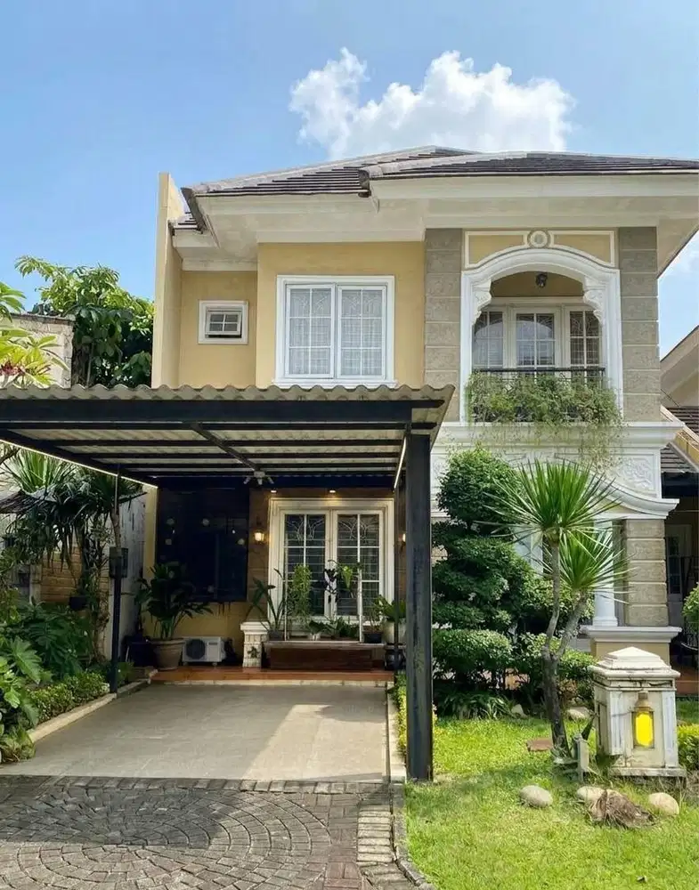 Dijual Rumah Cantik Semi Furnish di Cluster Depan Kota Wisata Cibubur