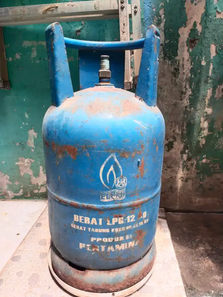 Assalamu'alaikum,Jual tabung gas 12 kg hanya 285rb aja,yg berminat W.A