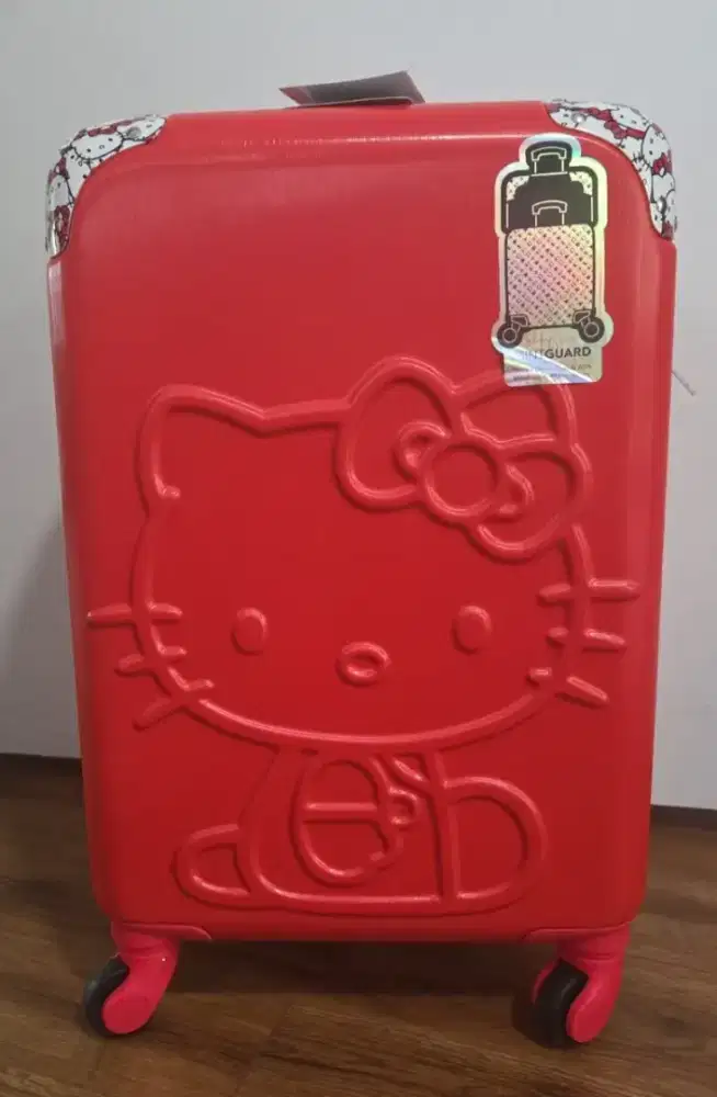 Koper Sanrio Hello Kitty Print Red 20 Cabin Size Brand new