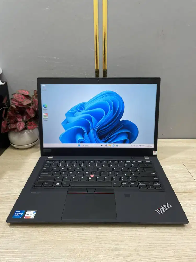LAPTOP LENOVO T14 I7 GEN11 16/512 LAYAR 14 INCH *ET