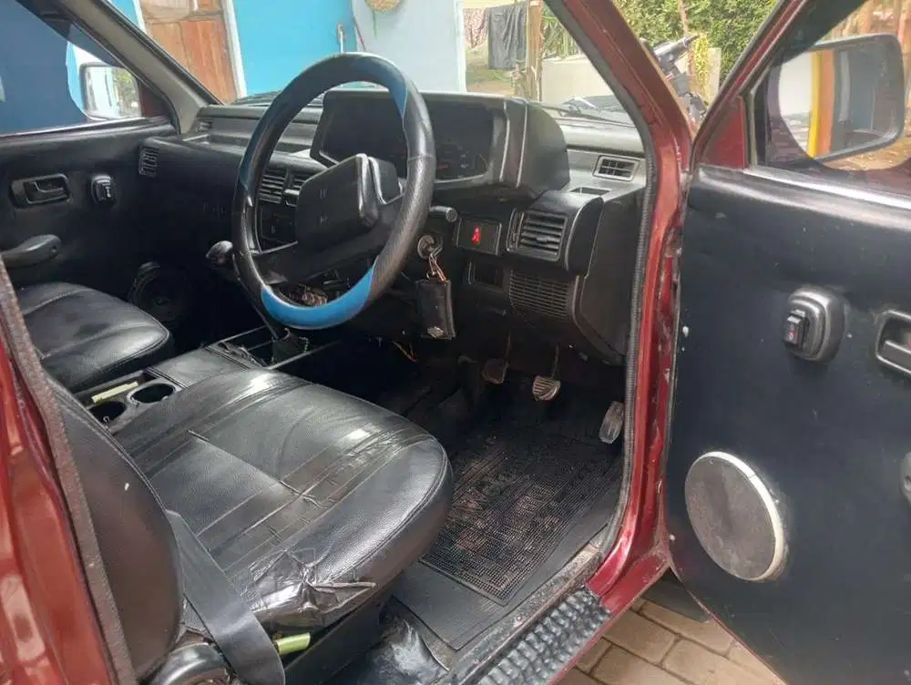 Isuzu Panther 1998 Bensin