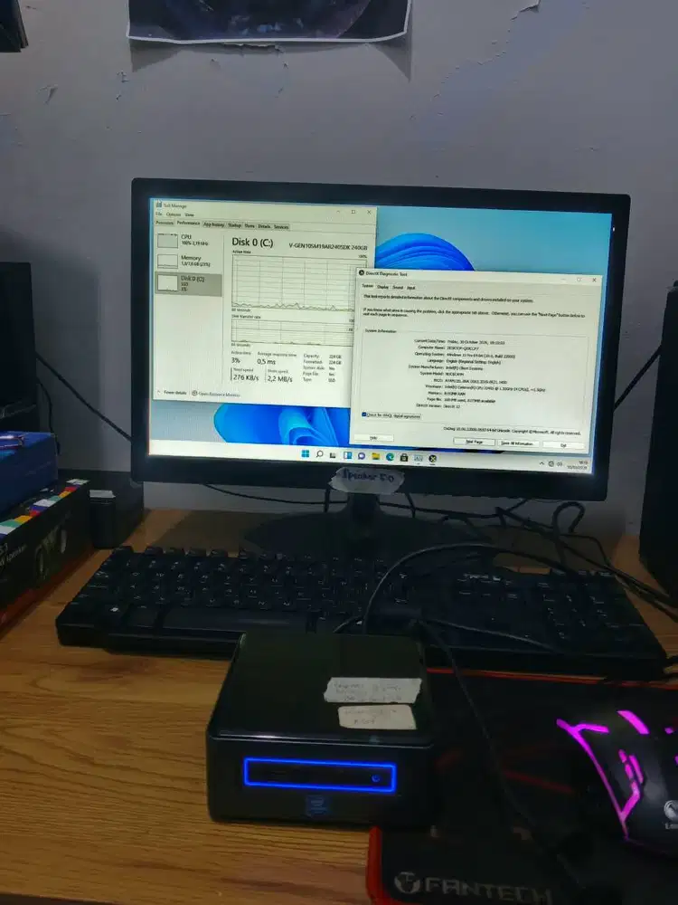 1 SET PC MINI DAN MONITOR