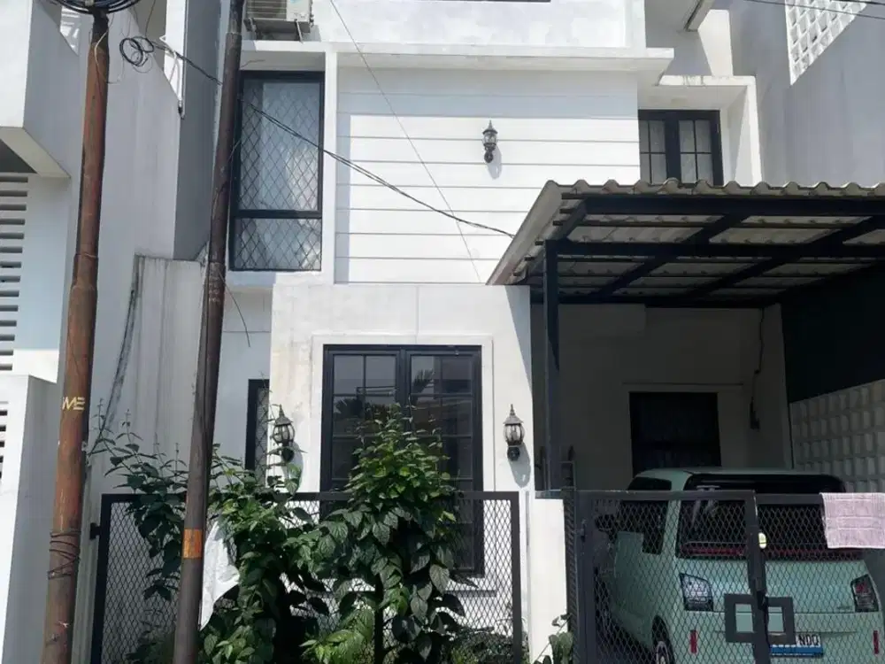 DIJUAL RUMAH CANTIK 2 LANTAI SIAP HUNI  NUSALOKA, BSD CITY