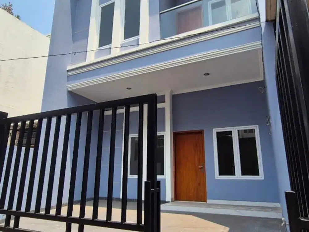 Dijual Rumah 2 Lantai Siap Huni di Janur Kuning ,Kelapa Gading ,Jakut