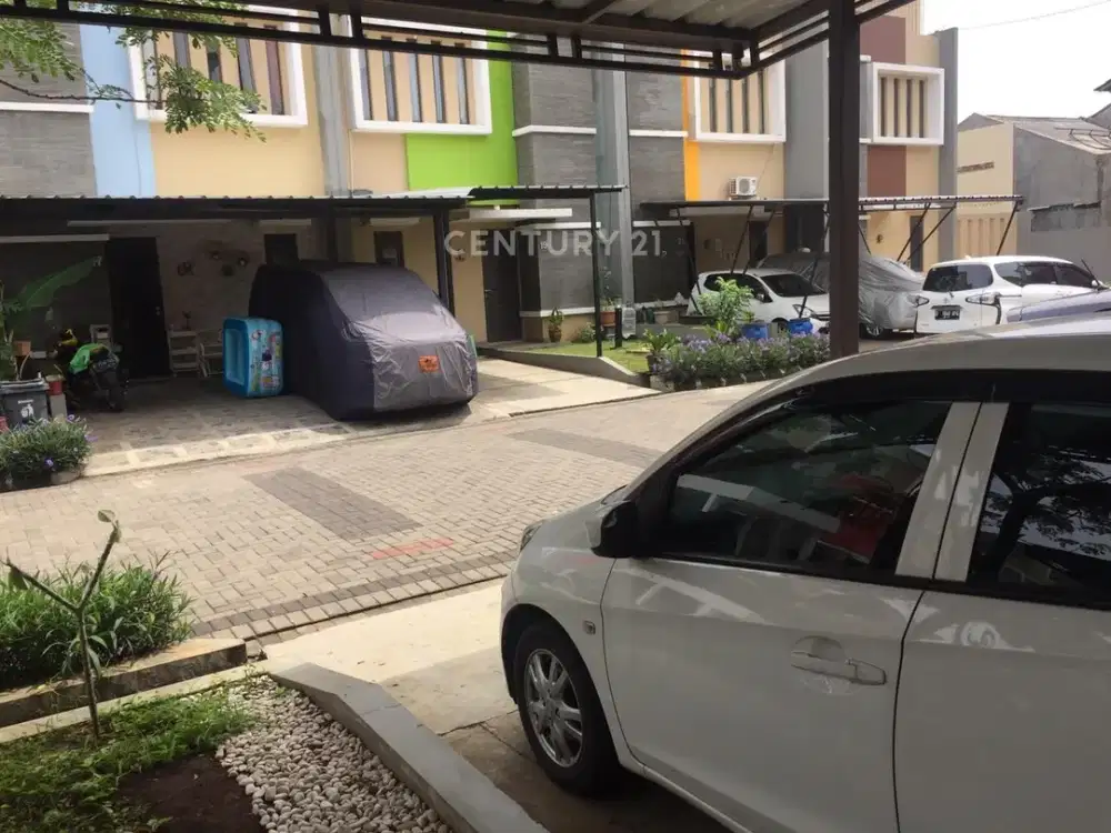 Rumah Cantik Grand Sharon Dekat Summarecon Bandung Furnished