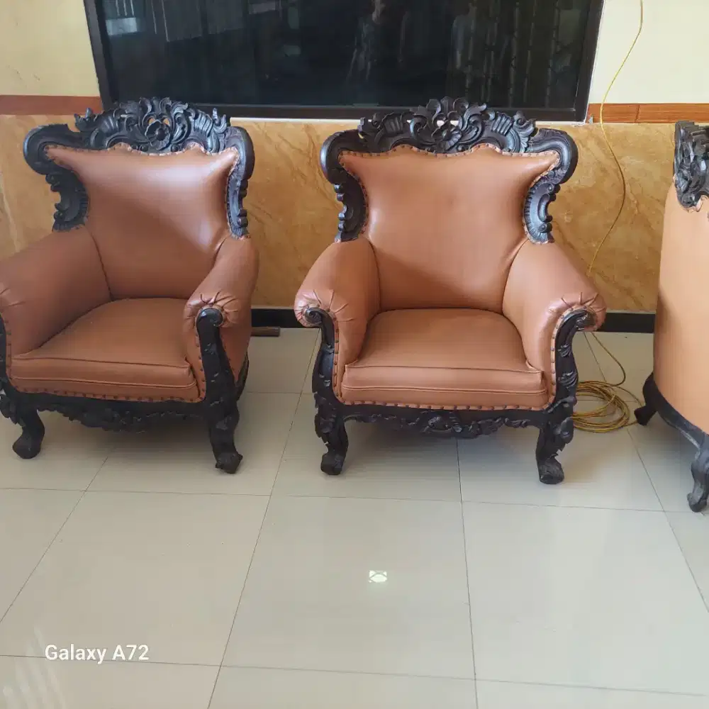 Sofa Romawi Jepara klasik
