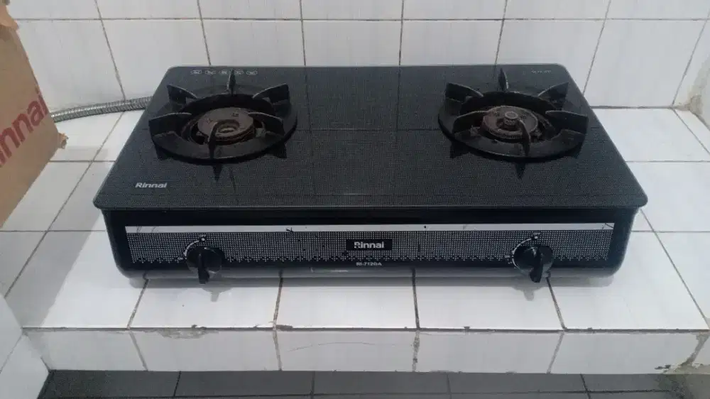 Kompor gas Rinai type RI-712GA(black)