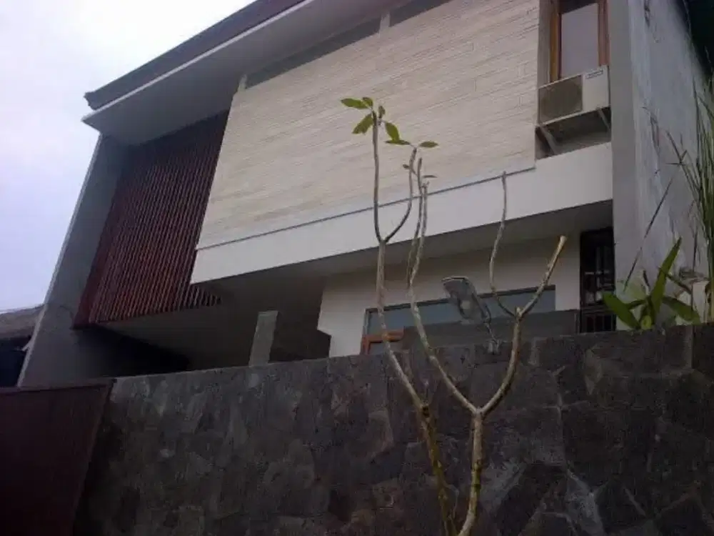 Dijual Rumah Siap Huni Full Furnished Nyaman Terawat Lokasi di Taman Kopo Indah 2 (Tki 2) Bandung