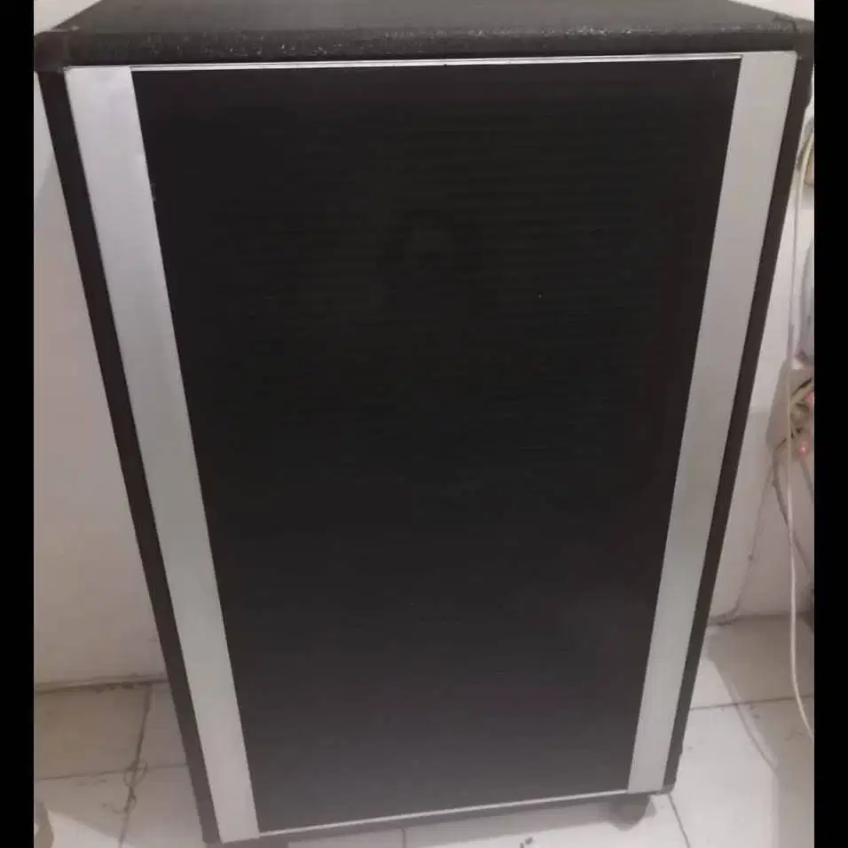 Peavey 215 4 Ohm 2x15 Bass Speaker Cabinet  original  rare