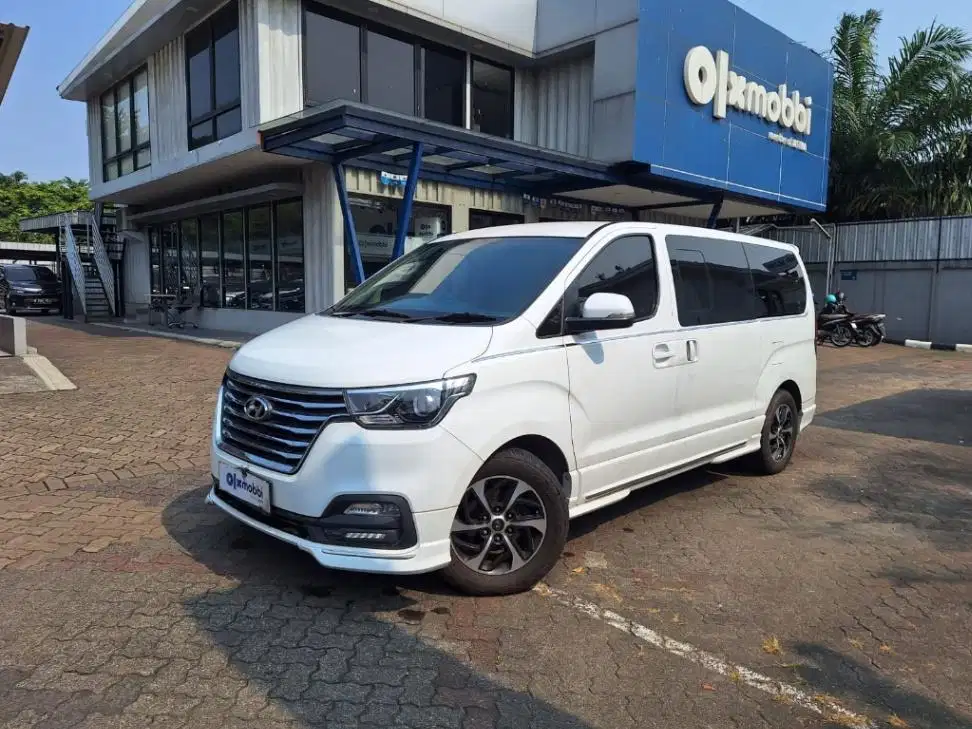 KM Rendah - Hyundai H1 2.5 CRDi Royale Solar-AT 2020