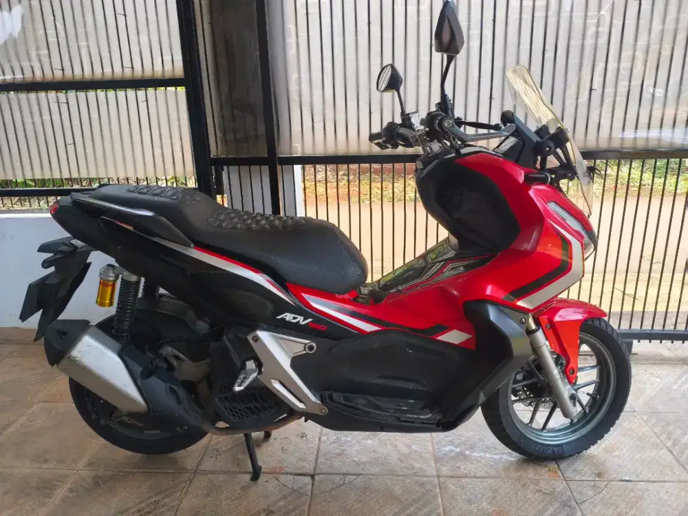 Honda ADV 150cc Type ABS 2019 Warna Merah Hitam Surat Lengkap Terawat