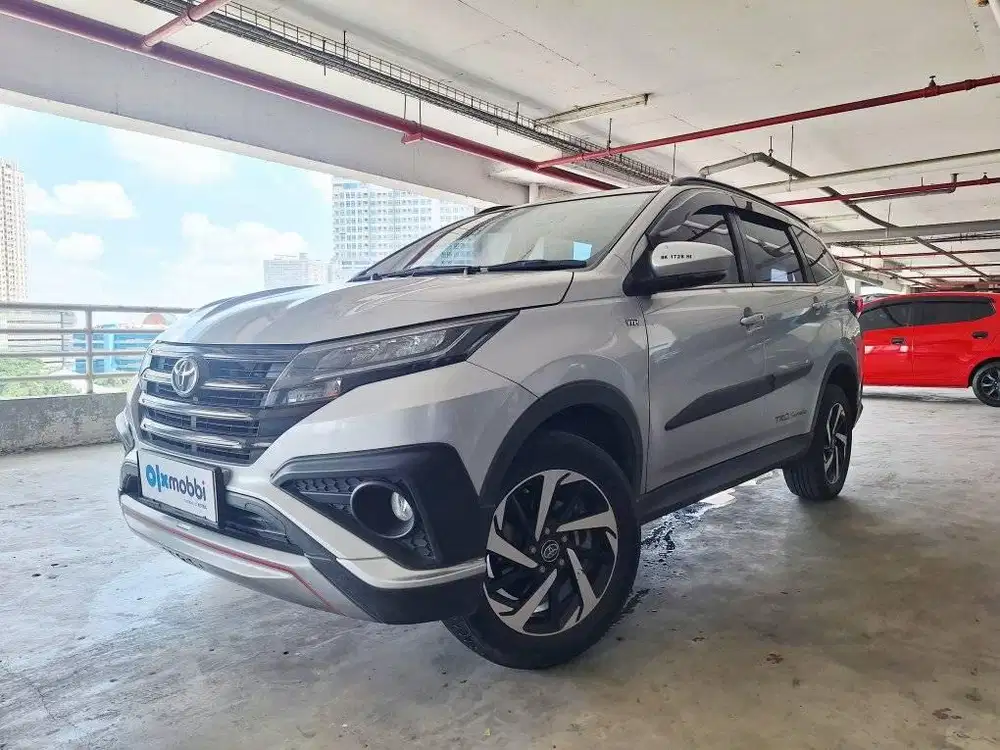 Toyota Rush 1.5 S Bensin AT (HI)