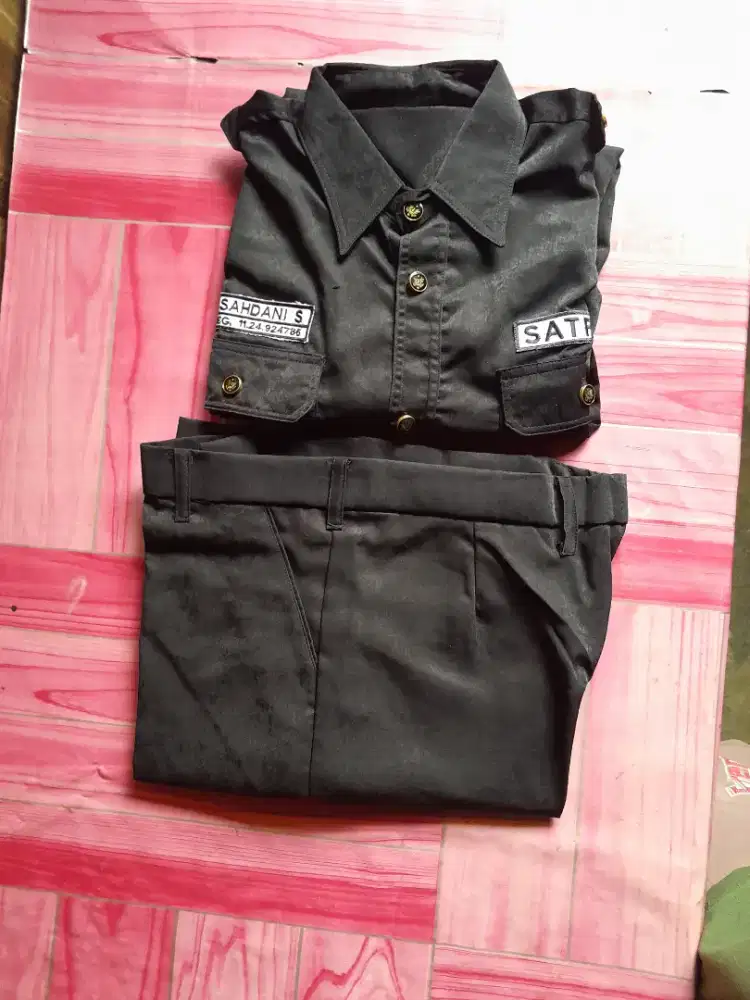 DIJUAL SERAGAM SATPAM BESERTA ATRIBUT