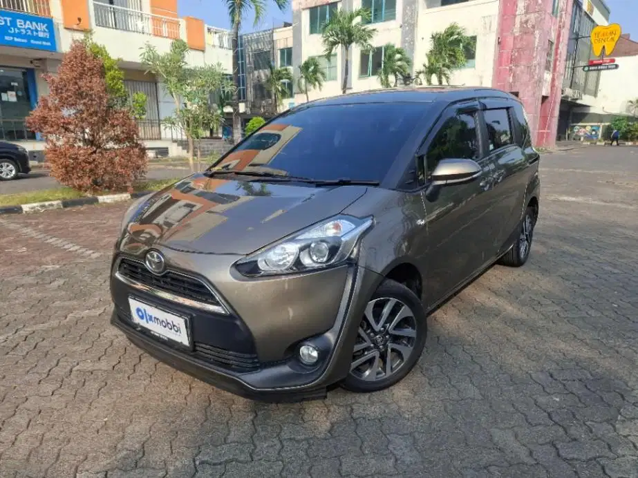 Garansi 1 Th - Toyota Sienta 1.5 V Bensin MT 2017 Coklat