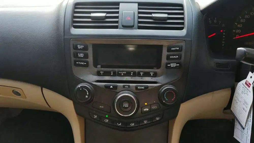 Honda Accord 2004 Bensin