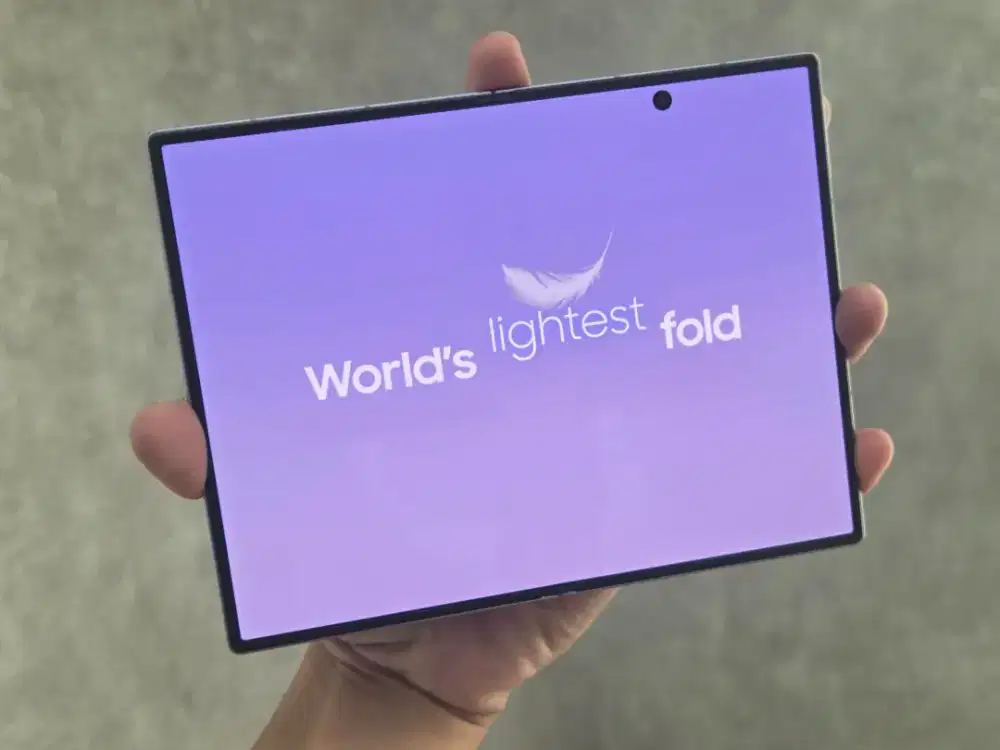 SAMSUNG FOLD8 12/512
